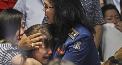 Missing AirAsia QZ8501 Finally Found! Debris and Bodies Found in Java Sea