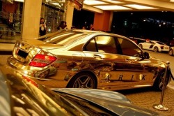Sultan of Brunei 7000 luxury cars obsession, collection of rich monarch toys
