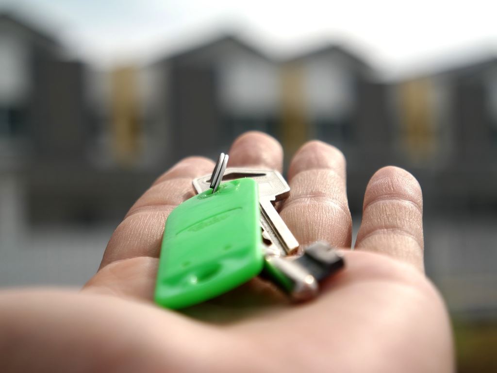 tips for landlords before renting a property